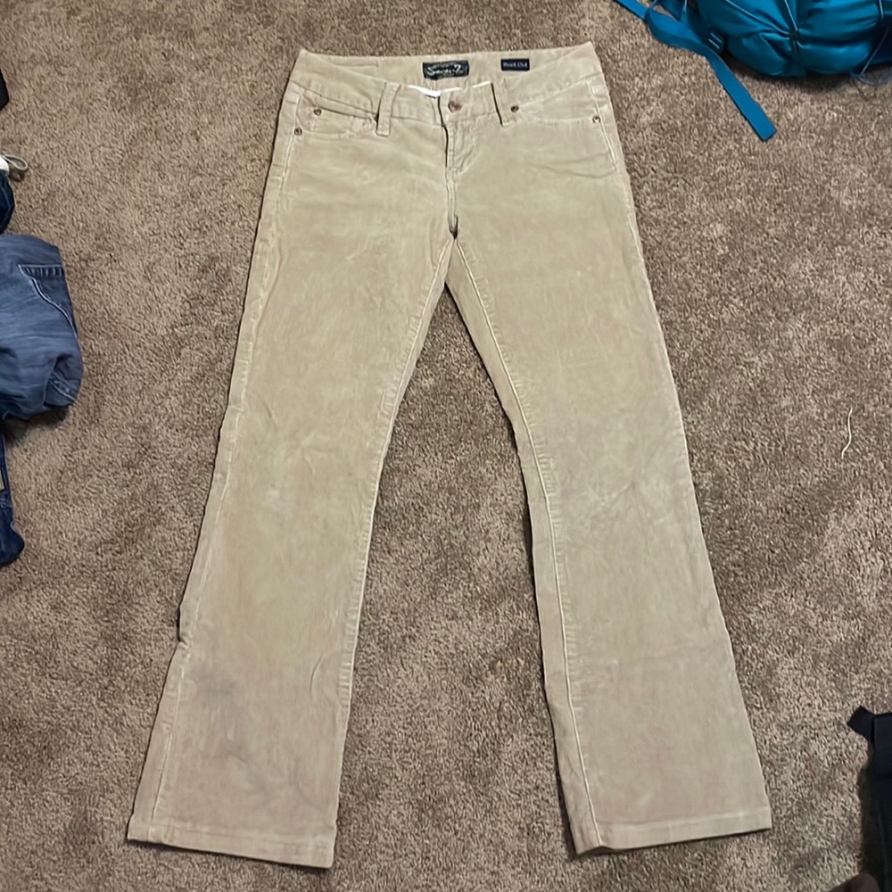 Boot cut jeans